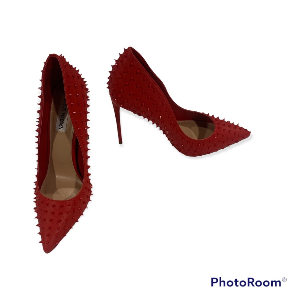 Make a fierce statement on this holiday season! Red spike heels!